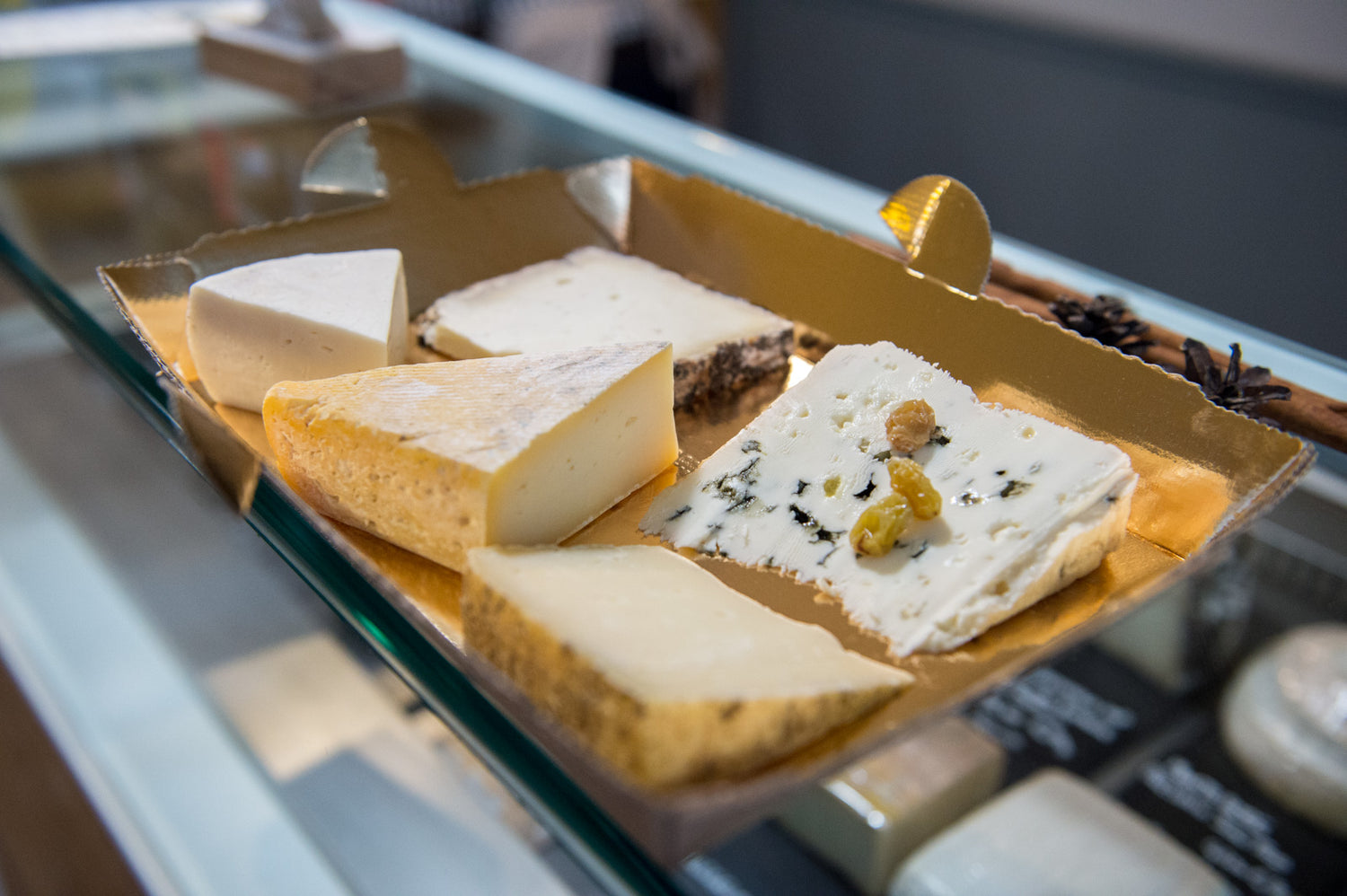 Cheese Box Delivery Brescia